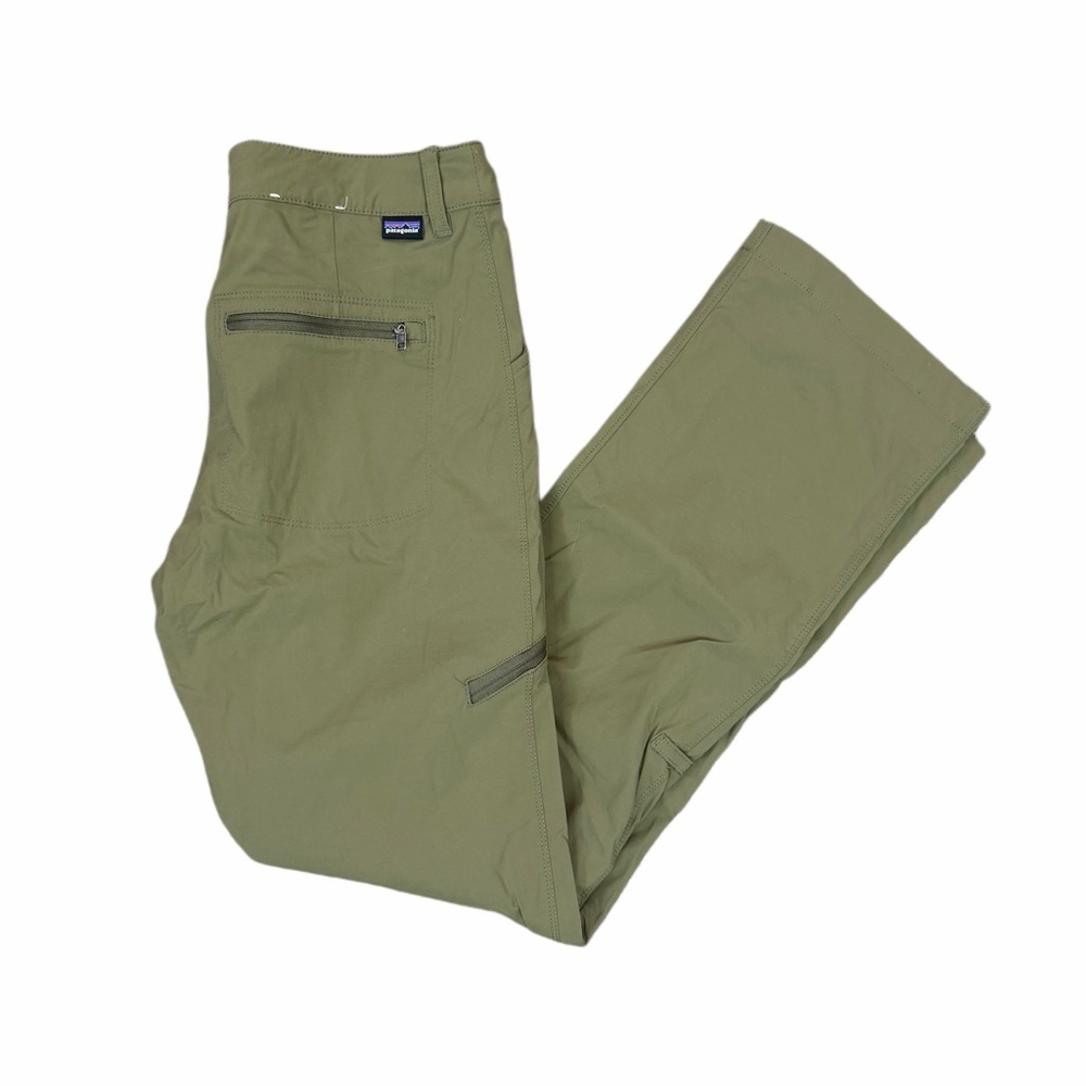 Patagonia Women’s Size 2 Sage Green Hiking Cargo Pants